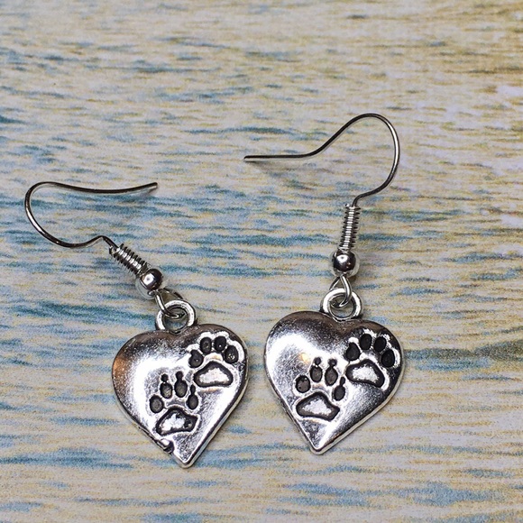 Paw Print Heart Earrings - Picture 5 of 12